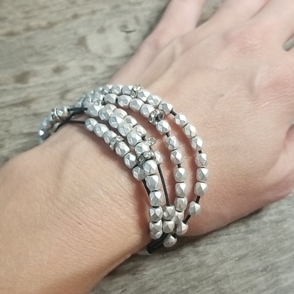 Silver and rhinestone bracelet - Picture 2 of 4